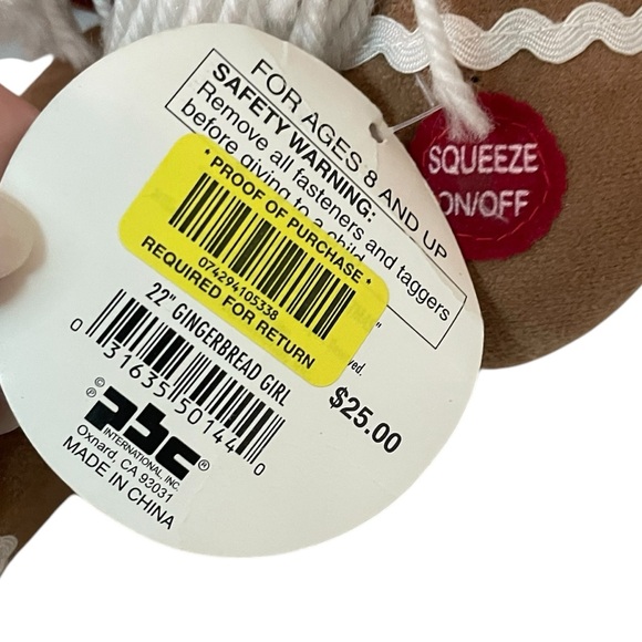 The Gingerbread Girl Singing Vintage Doll and The Gongerbread Girl Book - Picture 5 of 10